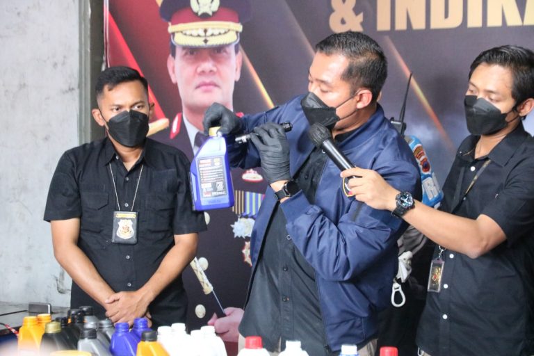 Polda Jateng Ungkap Pabrik Oli Palsu Beromzet Miliaran Rupiah