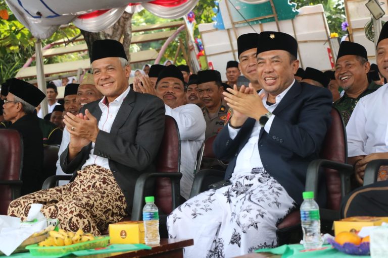 Ganjar Pranowo Sampaikan Tiga Pesan Penting untuk Para Santri