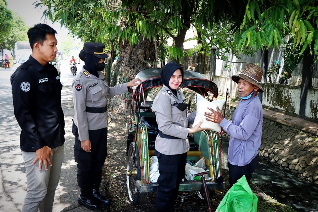 Sambut Hari Jadi Humas Polri ke 71, Polresta Pati Gelar Bakti Sosial