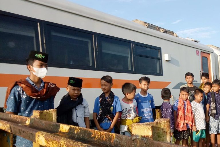 KA Airlangga Terlambat 117 Menit, PT KAI Daop 4 Semarang Minta Maaf