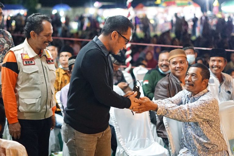 Sosialisasi DBHCHT, Masyarakat Kudus Disuguhi Rangkaian Pertunjukan Ketoprak