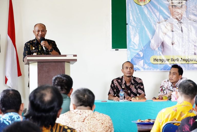 Permudah Pengurusan E-KTP, Henggar: Semoga Masyarakat Pati Terbantu
