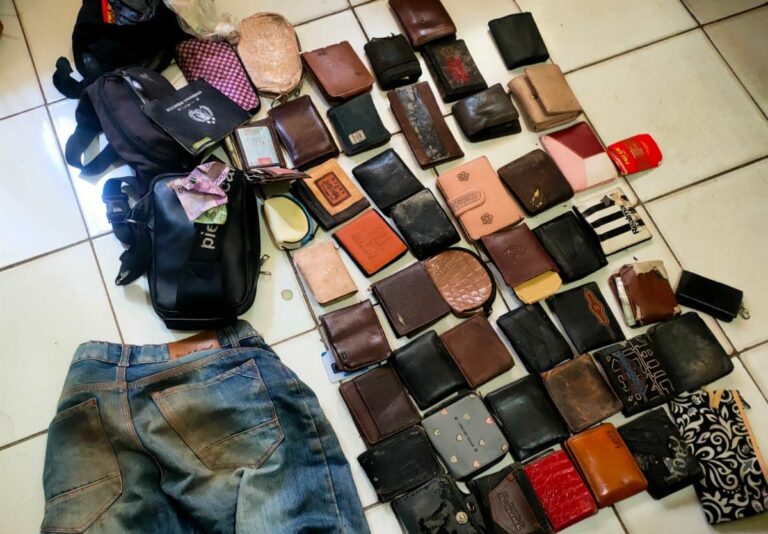 Copet dengan Barang Bukti 52 Buah Dompet Ditangkap di Pasar Sarang