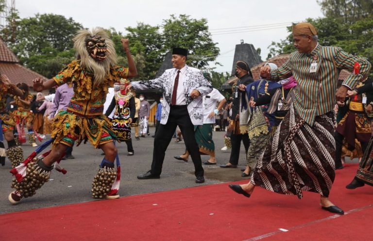Ganjar: Bak Bima dalam Lakon Dewa Ruci, Guru adalah Penuntun Jiwa