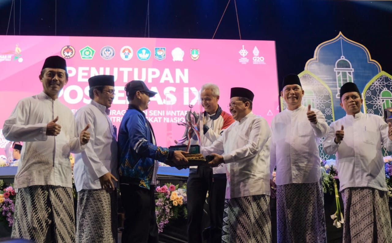 Pospenas IX Ditutup, Ganjar: Ini Bukti Santri Bisa Berprestasi 