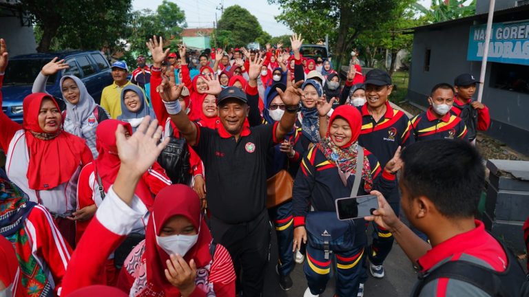 Hadiri HUT ke-77 PGRI dan HGN, Henggar Dorong Para Guru Terus Berinovasi