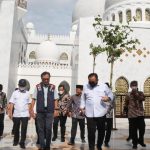 Jelang Serah Terima, Menag Tinjau Masjid Raya Sheikh Zayed Solo
