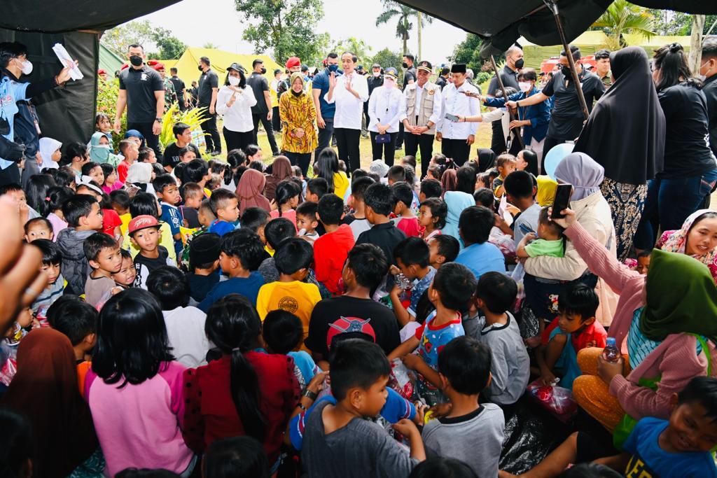 Mensos Risma: Kondisi Cianjur Berbeda dengan Kondisi Bencana Gempa yang Pernah Ditangani Sebelumnya