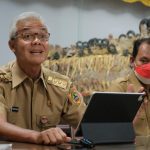 Ganjar Umumkan UMP Jateng 2023 Naik 8,01 Persen