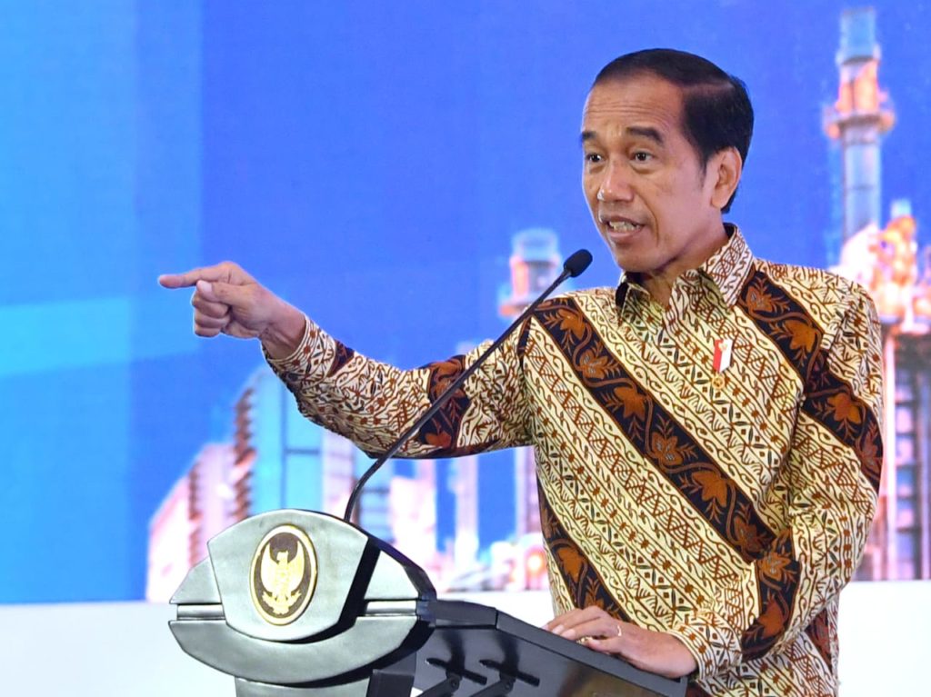 Jadi Kunci Pertumbuhan Ekonomi, Presiden: Jangan Ada yang Mempersulit Investasi