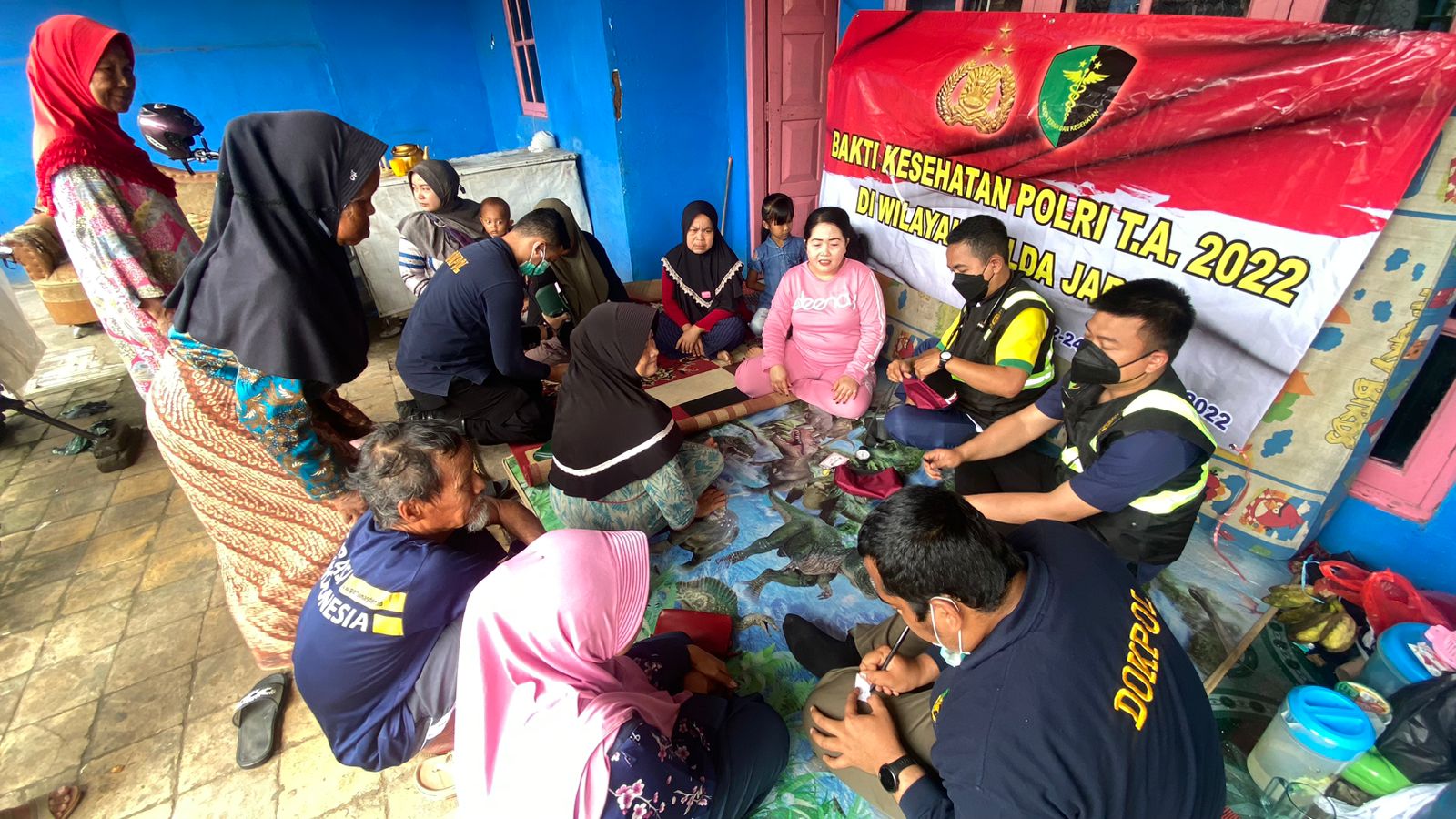 Polri Terus Beri Layanan Kesehatan ke Ribuan Warga Korban Gempa Cianjur