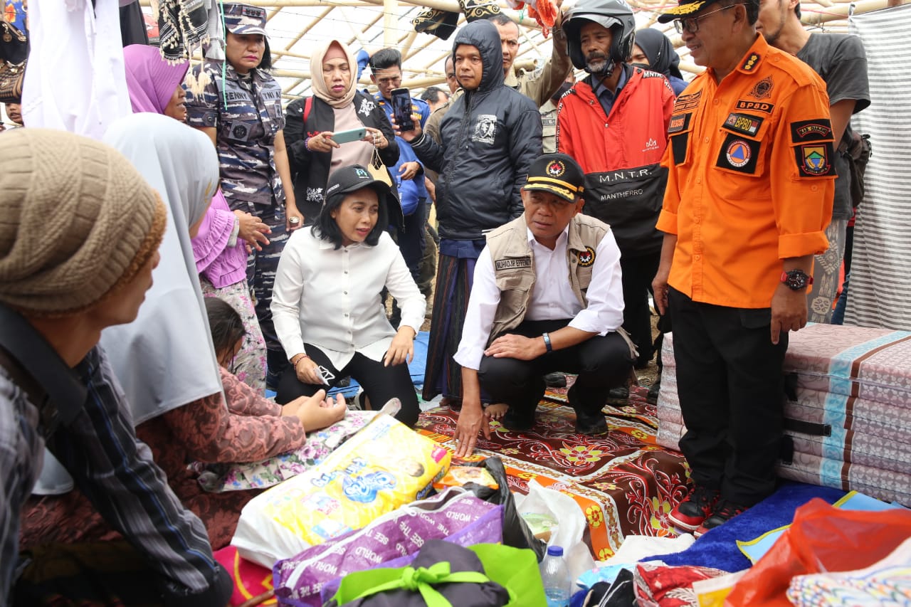 61.908 Warga Mengungsi, Tim Gabungan Sisir Korban Gempa Cianjur yang Belum Terbantu