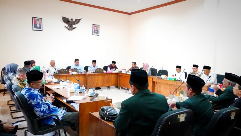 Dihadapan Pengurus PCNU Pati, DPRD Janji Segera Tuntaskan Raperda Pesantren