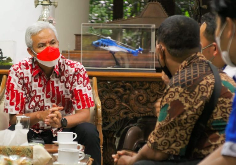 Ganjar Sepakat dengan Konsep Upah Sektoral yang Disampaikan Buruh