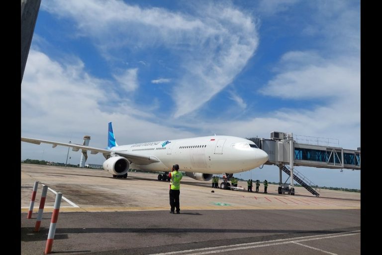 Garuda Operasikan Penerbangan Umrah dari Bandara Kertajati