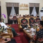 Gus Yasin Lepas 14 Kafilah Jateng ke Ajang MTQ Korpri 2022