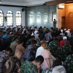 TNI-Polri Siapkan Personel Kawal Delegasi KTT G20 Saat Beribadah