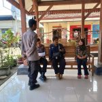 Polisi Pertemukan Orang Terlantar di Grobogan dengan Keluarganya di Majene Melalui Video Call