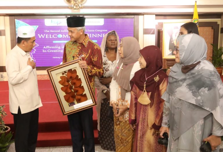 Ulama Perempuan 31 Negara Kumpul di Jateng, Ganjar: Ide-idenya Kekinian