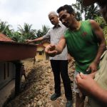 Ganjar Bantu Ponirah yang Rumahnya Rata dengan Tanah