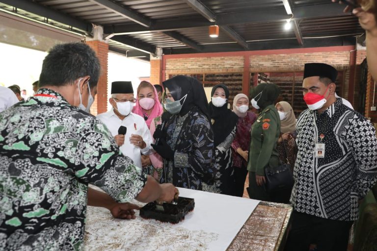 Ma’ruf Amin: Jangan Sekadar Antusias Urus NIB, UMKM juga Mesti Paham Manfaatnya