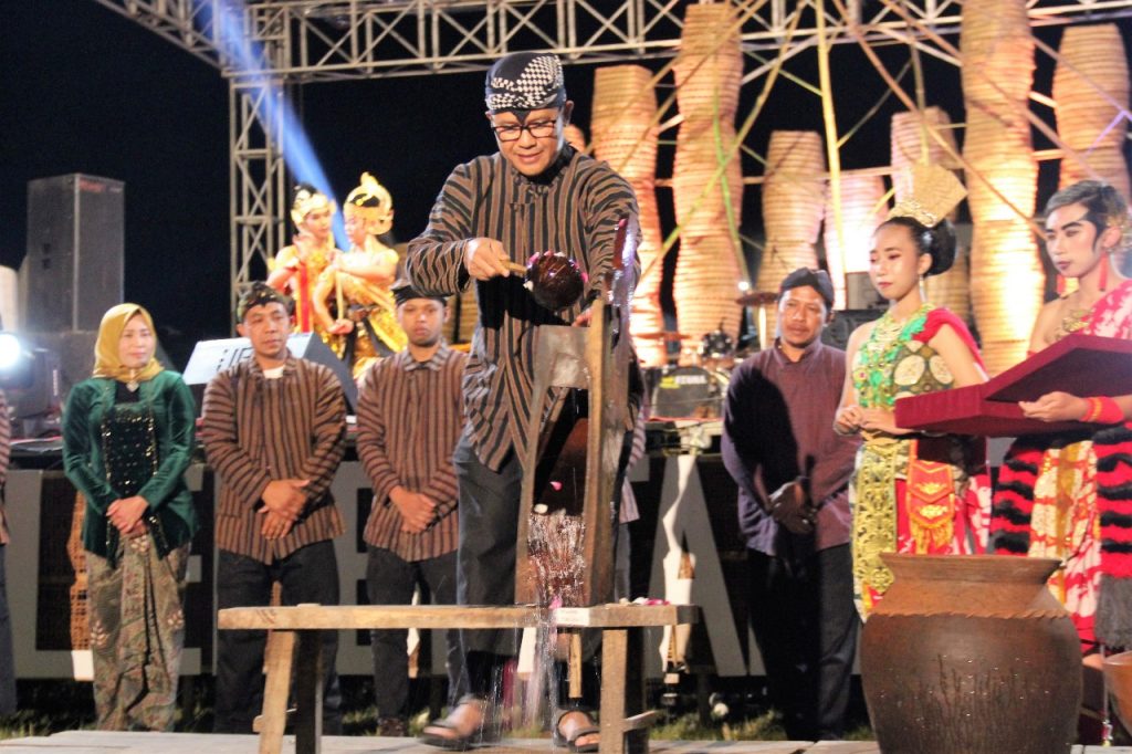 Lomba Ngrajang, Nganjang dan Ngelinting Ramaikan Festival Lembutan Bansari