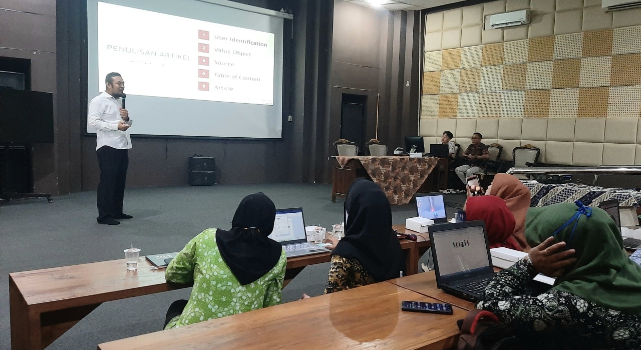 Jangan Sekadar Publikasikan Berita Seremoni Pemerintah