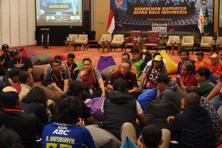 KONI, Kemenpora, dan PSSI Gelar Sarasehan Suporter
