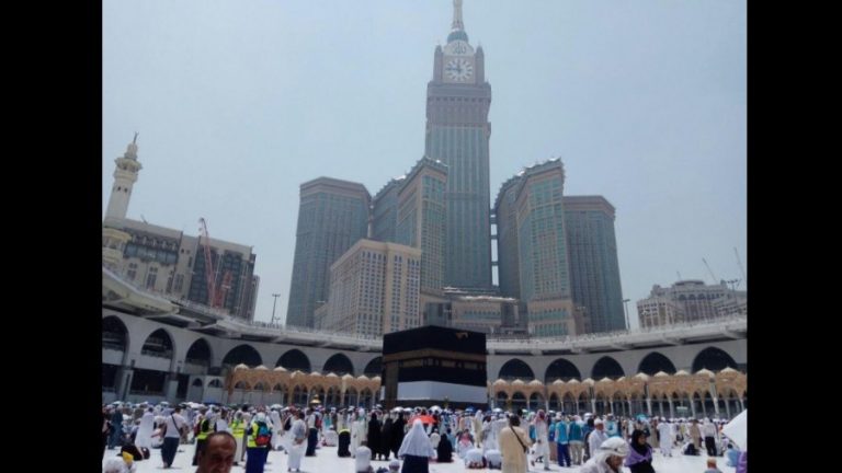 Vaksin Meningitis Bukan Syarat Keberangkatan Umrah Lagi, Namun Dianjurkan untuk Komorbid