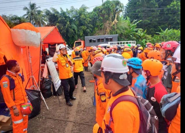 Tim SAR Kerahkan 1.408 Personel Cari Korban Gempa Cianjur