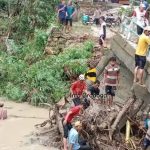Jembatan di Dusun Gedad Desa Ketro Grobogan Putus, Akses Perekonomian Warga Terganggu