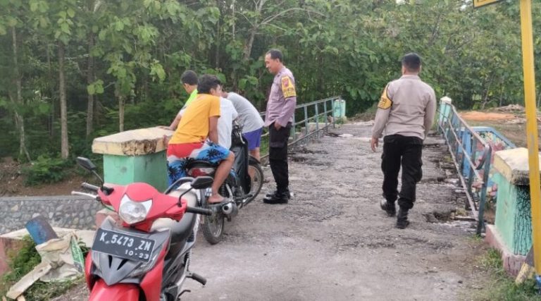 Jajaran Polres Blora Patroli, Sambangi Warga Antisipasi Korban Tenggelam
