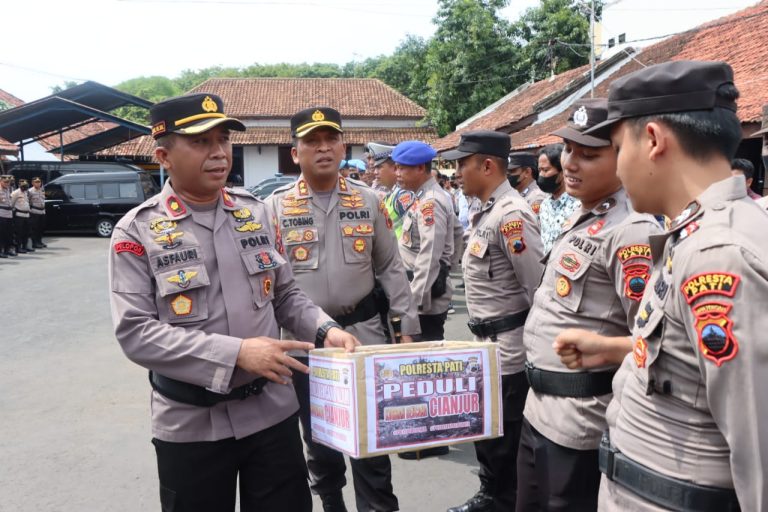 Jajaran Polresta Pati Galang Donasi untuk Korban Gempa Cianjur