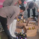 Polsek Wedarijaksa Gelar Operasi, Sita Ratusan Botol Miras Berbagai Merek