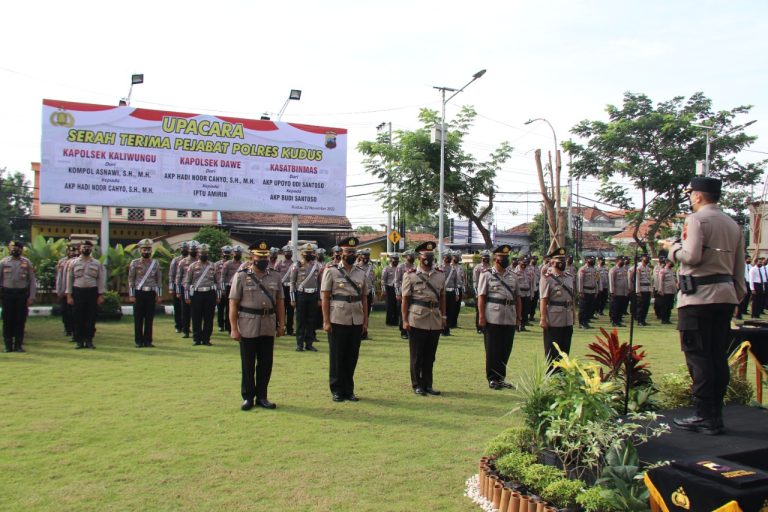 Polres Kudus Gelar Sertijab Kasat Binmas, Kapolsek Kaliwungu dan Kapolsek Dawe