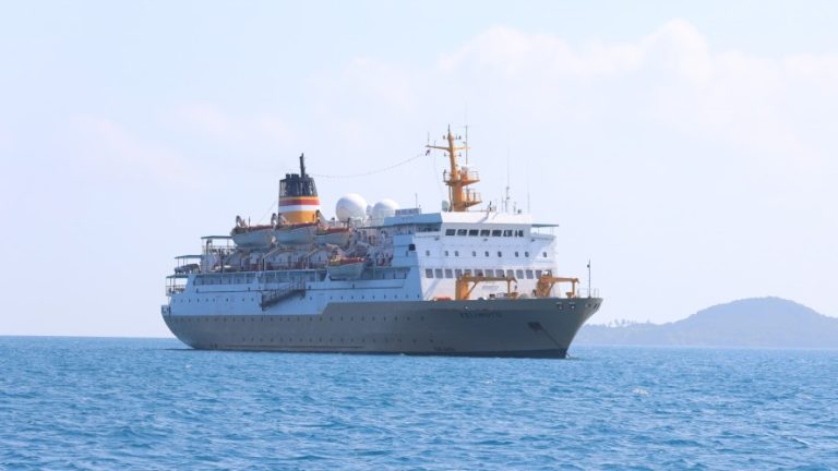 KM Kelimutu akan Mampir ke Karimunjawa, Siap Evakuasi 356 Wisatawan