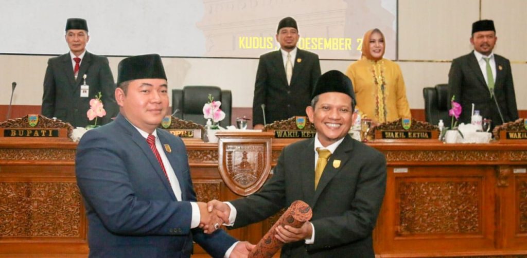 Melalui Proses PAW, Kholid Mawardi Dilantik Menjadi Anggota DPRD Kudus