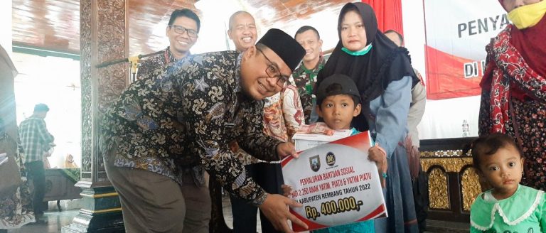 Ribuan Anak Yatim dapat Bantuan dari Pemkab Rembang
