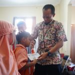 Baznas Serahkan Bantuan Pendidikan Rp 841 Juta, untuk Ratusan Siswa SD dan MI yang Kurang Mampu