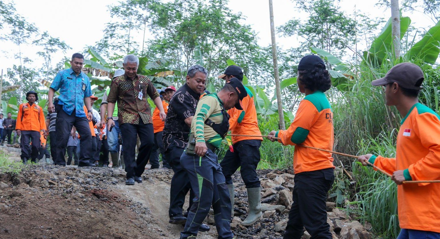 Jalan Amblas Satu Meter, Ruas Bantar-Suwidak Terputus