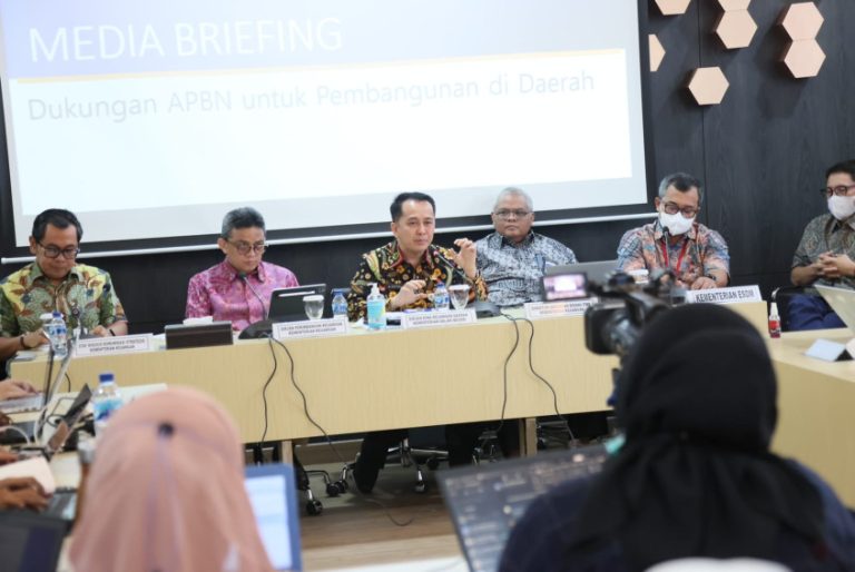 Kemendagri Fasilitasi Pertemuan Bupati Meranti dengan Sejumlah Kementerian Bahas DBH