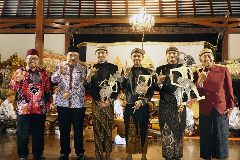 Tampilkan Dalang Remaja, Jadi Obat Kerinduan Warga Boyolali yang Merantau di Jakarta
