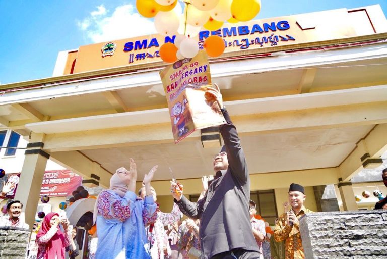 Menag Yaqut dan Eny Retno Jadi Kado Terindah HUT SMADA ke-49 Rembang