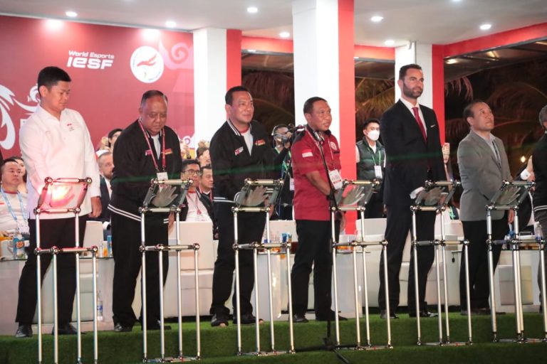 Menpora Amali Buka Kejuaraan Dunia Esport ke-14 tahun 2022 di Bali