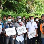 Kepala BNPB Serahkan Dana Stimulan Kepada 647 Warga Nagrak Terdampak Gempabumi Cianjur