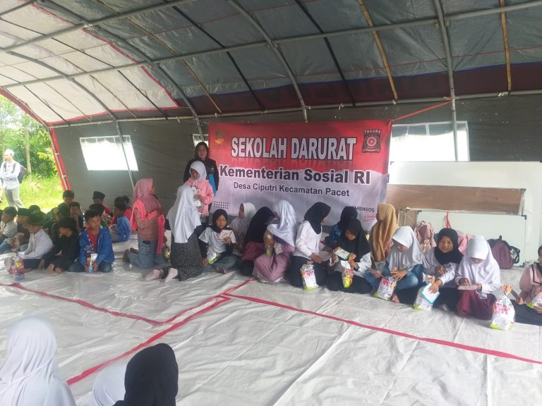Pemerintah Berikan Bantuan Pendidikan dan Pendampingan Psikososial Bagi Anak Pasca Gempa Cianjur