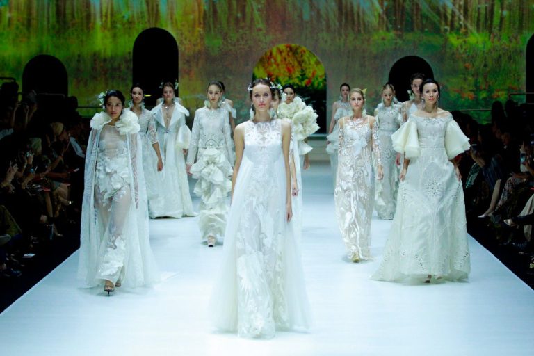 Wamenparekraf: ‘Bali Digital Fashion Week 2022” Terobosan Baru Industri Fesyen Indonesia