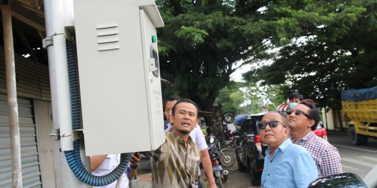 Komisi D Tinjau Pemasangan LPJU di Ruas Jatibarang-Ketanggungan