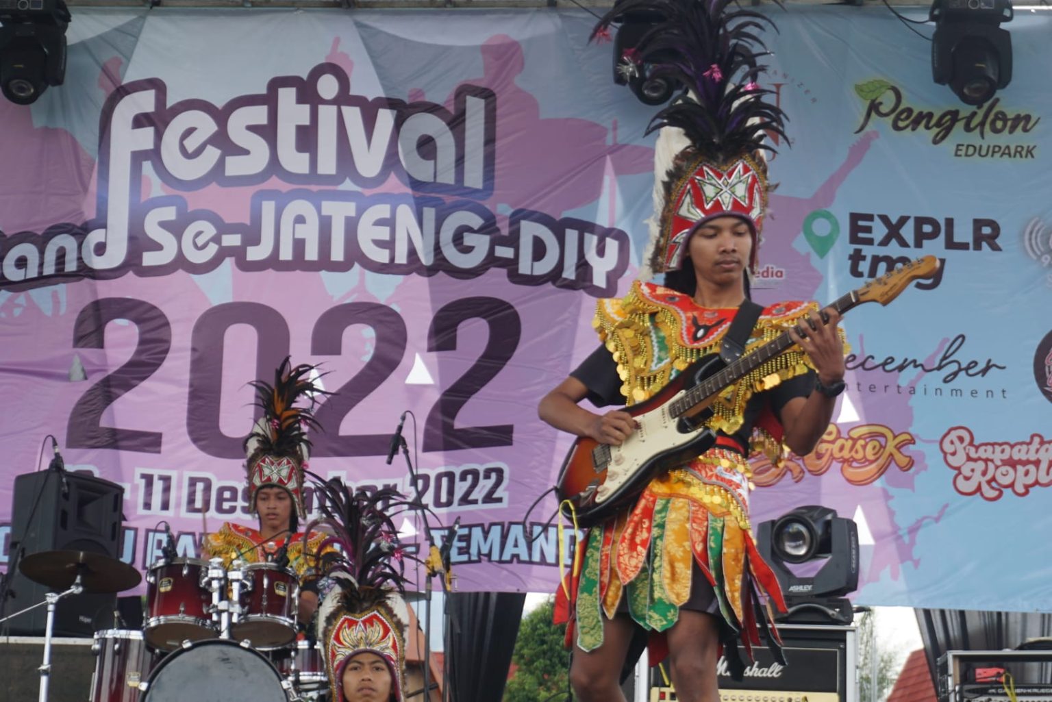 Puluhan Grup Band SMA Sederajat Jateng-DIY Nge-rock di Atas Gunung Sumbing
