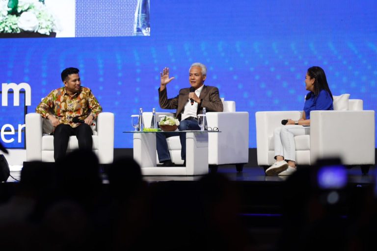 Ganjar: Pemerintah Harus Peka Sikapi Keresahan Anak Muda tentang Masa Depan